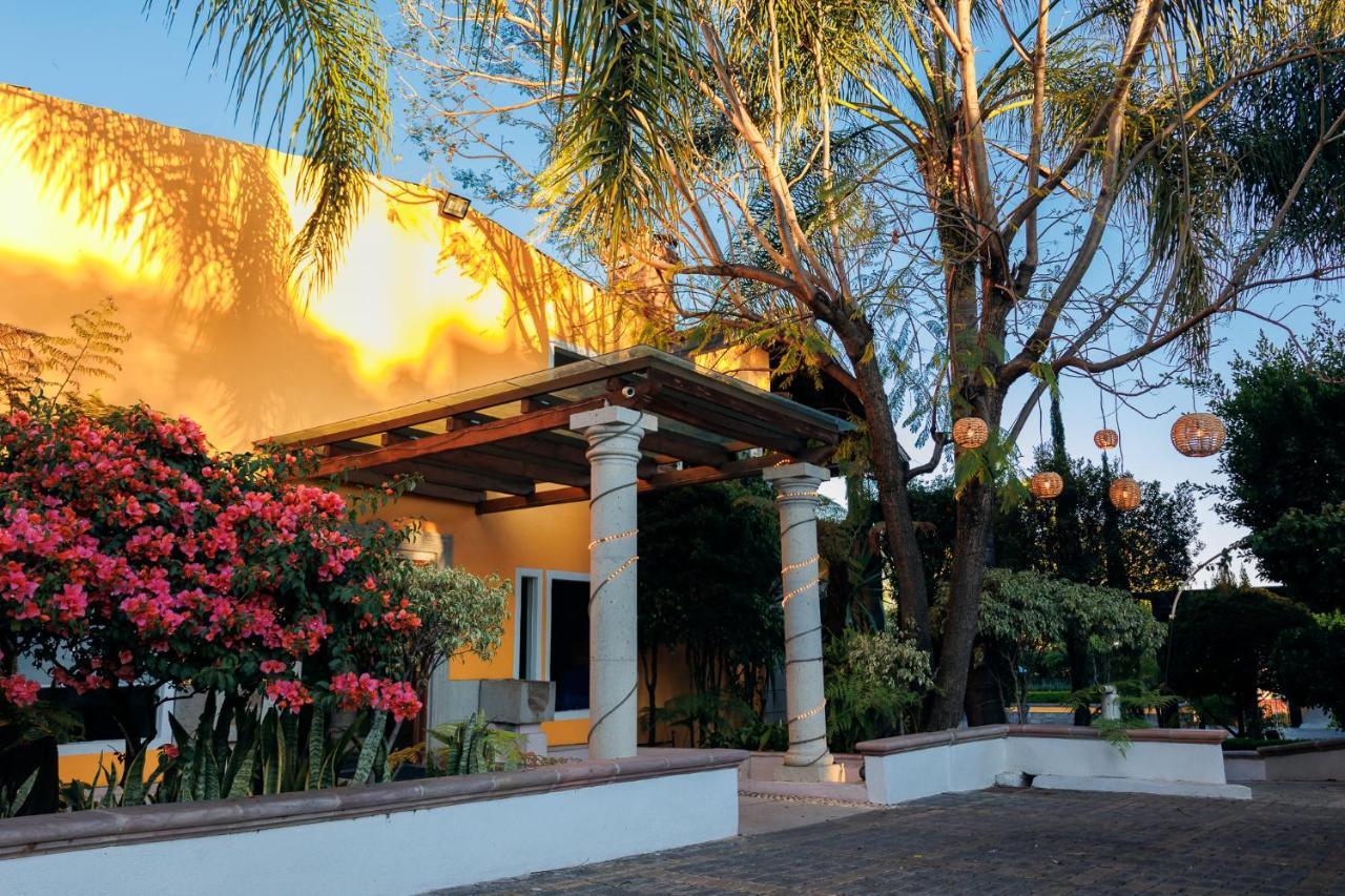 Hotel Hacienda Montesinos Morelia Exterior photo